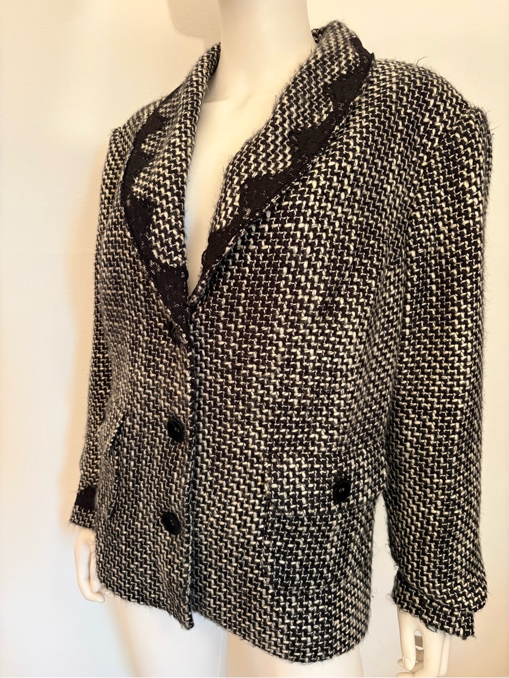 #785 Emma James Black and White Tweed Blazer Jacket with Lace
